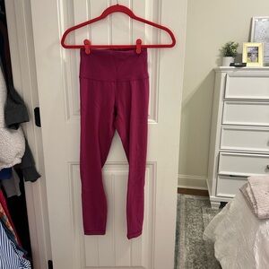 lululemon athletica Fuchsia wunder train Leggings